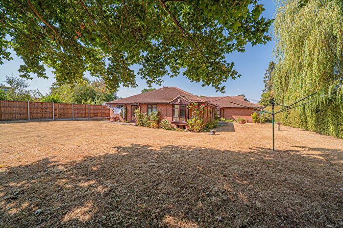 2 Bedroom Semi-Detached Bungalow For Sale In Kenilworth Road, Balsall Common, CV7