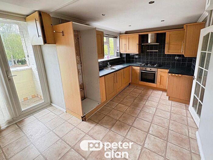 2 Bedroom Flat For Sale In Joyce Close, Newport, NP20