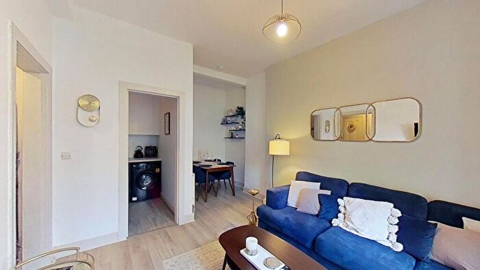 1 Bedroom Terraced House To Rent In Wardlaw Street, Edinburgh, EH11