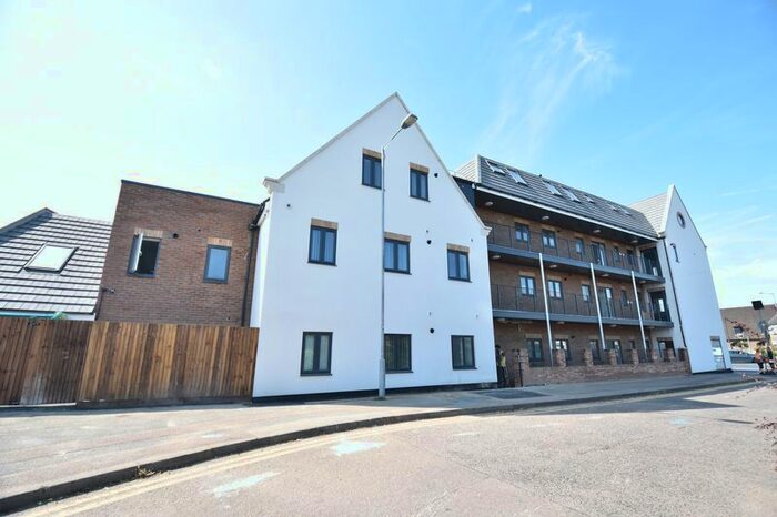 2 Bedroom Flat To Rent In Ramridge Road, Luton LU2