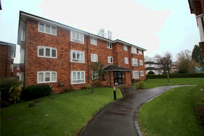 2 Bedroom Apartment To Rent In Alderham Close, Solihull, B91