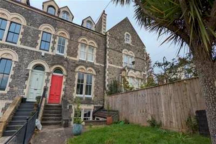1 Bedroom Flat To Rent In Elliston Road, Redland, Bristol, BS6