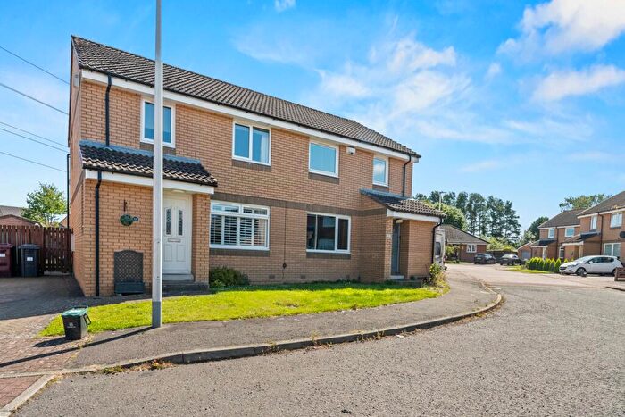 3 Bedroom Semi-Detached House For Sale In Tranent Gardens, Dundee, DD4