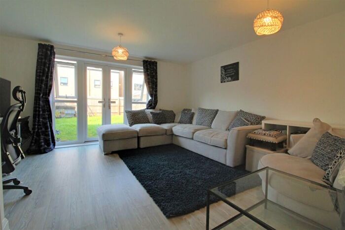 3 Bedroom Semi-Detached House To Rent In St. Lukes Road, Birmingham, B5