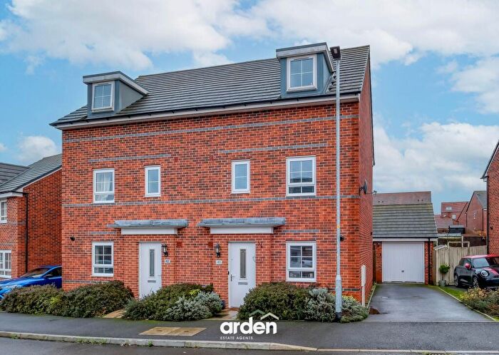 4 Bedroom Semi Detached House For Sale In Princethorpe Street, Bromsgrove, B61