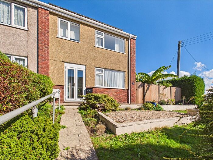 3 Bedroom End Terrace House For Sale In Court Road, Kingswood, Bristol, BS15