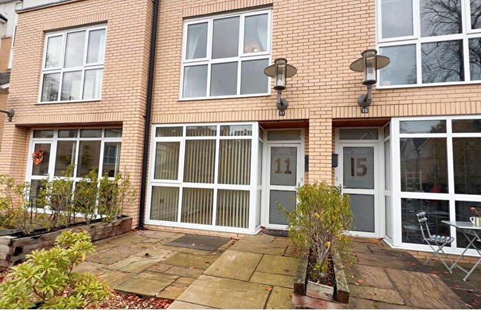 4 Bedroom House To Rent In Dundreggan Gardens, Didsbury, Manchester, M20
