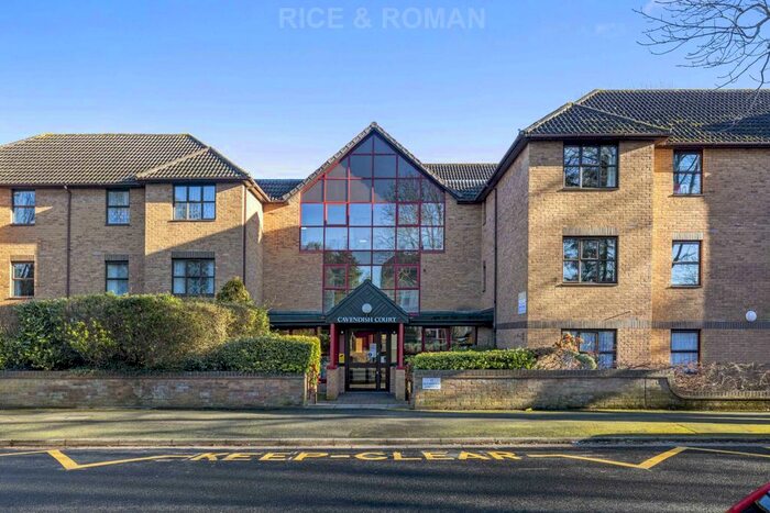 2 Bedroom Flat To Rent In Holmwood Gardens, Wallington, SM6