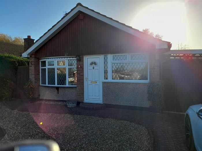 2 Bedroom Detached Bungalow To Rent In Ash Grove, Keyworth, Nottingham NG12