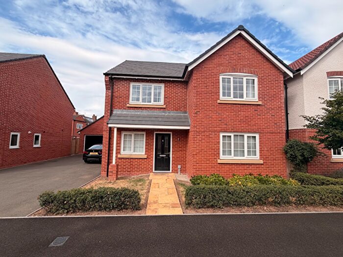 4 Bedroom Property To Rent In Dunmore Drive, Derby, DE74