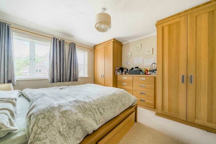 5 Bedroom Detached House To Rent In Neuman Crescent, Bracknell, RG12