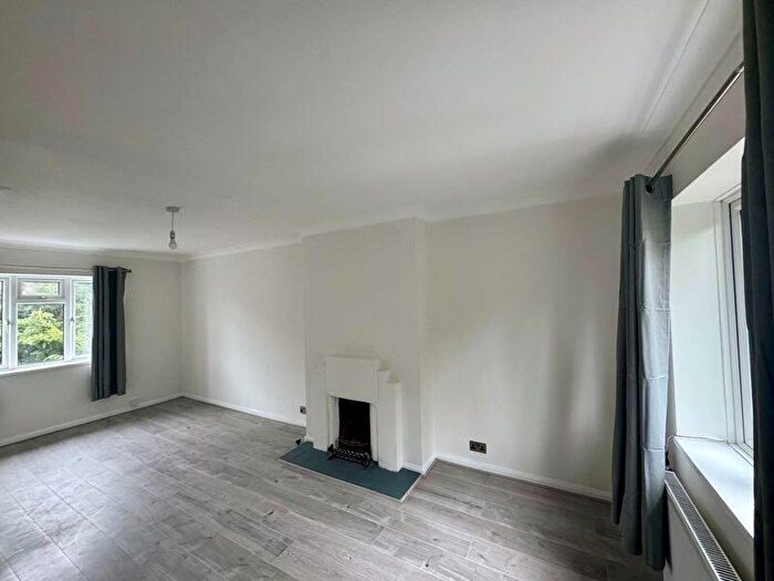 1 Bedroom Apartment To Rent In Ritz Court, EN6