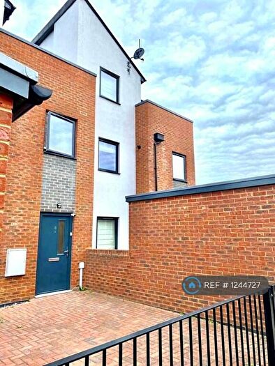 2 Bedroom Terraced House To Rent In Islay Court, Bletchley, Milton Keynes, MK3