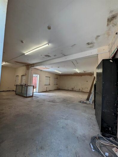 1 Bedroom Light Industrial To Rent In Caldmore Road, Walsall, WS1