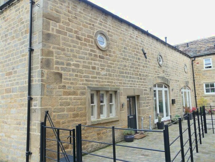 2 Bedroom Mews To Rent In Burley Court, Burley In Wharfedale, LS29