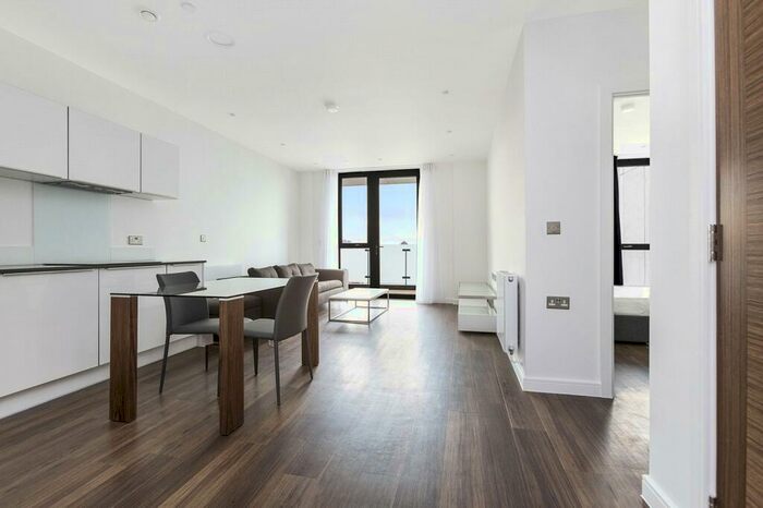 1 Bedroom Apartment To Rent In Hornbeam House, Quebec Way, Canada Water, London, SE16