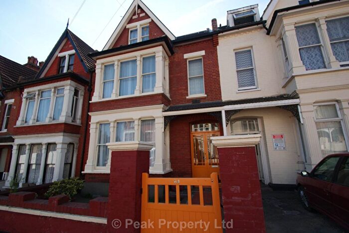 7 Bedroom Property For Sale In Big Rooms! Communal Lounge! York Road, Southend On Sea, SS1