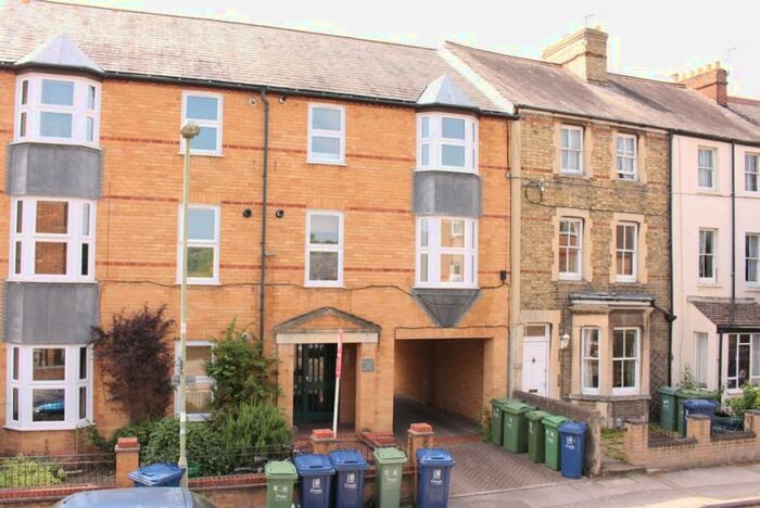 1 Bedroom Apartment To Rent In Marlborough Road, Oxford, OX1