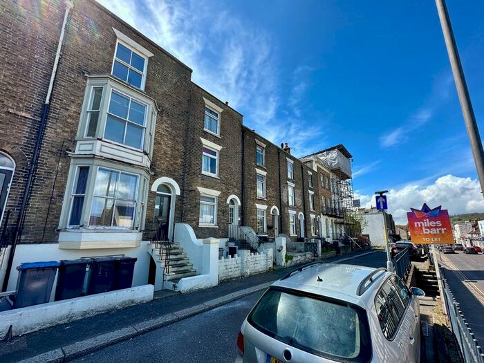 2 Bedroom Maisonette To Rent In London Road, Dover, CT17