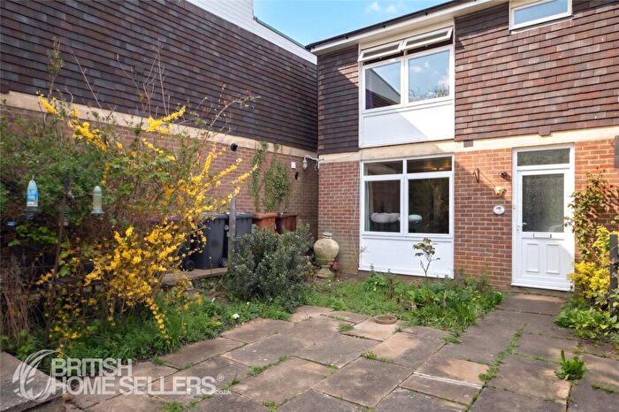 3 Bedroom End Of Terrace House For Sale In Homefield Road, Ware, Hertfordshire, SG12