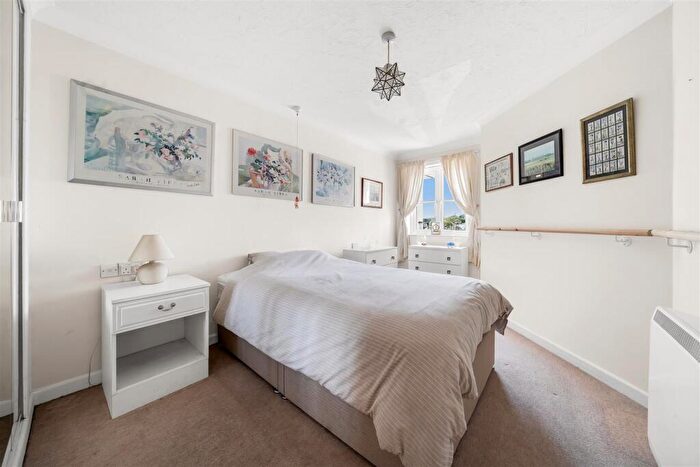 1 Bedroom Retirement Property For Sale In De Moulham Road, Swanage, BH19 - Photo 8