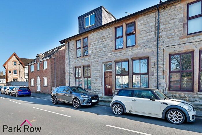 3 Bedroom Terraced House For Sale In High Street, South Milford, Leeds, LS25