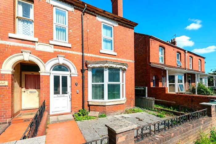 3 Bedroom Semi Detached House For Sale In Ellesmere Road, Shrewsbury, SY1