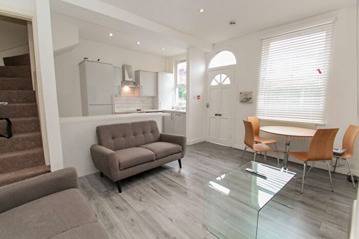 3 Bedroom Terraced House To Rent In Haddon Avenue, Burley, Leeds, West Yorkshire, LS4