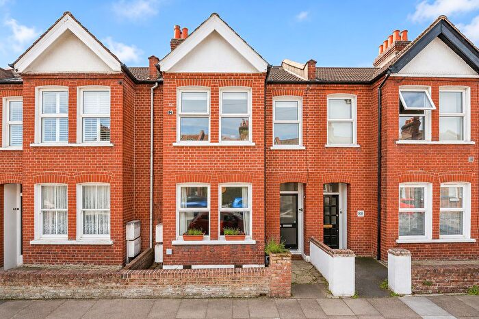 2 Bedroom Flat For Sale In Boundary Road, London, SW19
