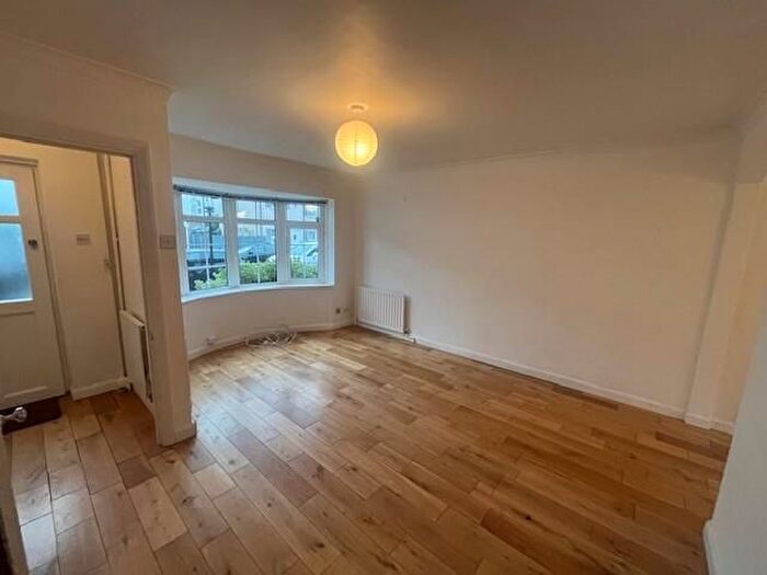 3 Bedroom Terraced House To Rent In Westbourne Place, Hove, BN3