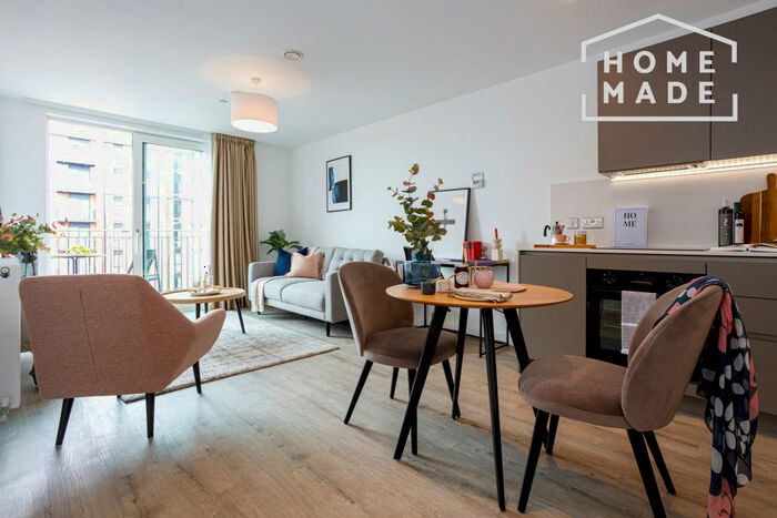 1 Bedroom Apartment To Rent In New Maker Yards, Salford, M5