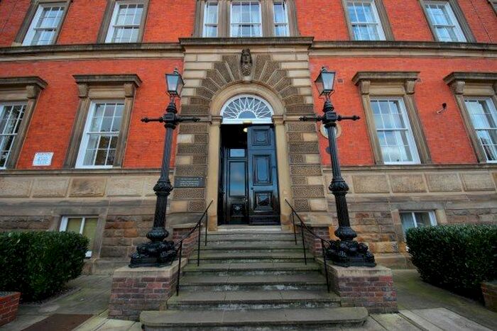 2 Bedroom Flat To Rent In County House, York, YO31