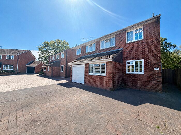 3 Bedroom Semi-Detached House For Sale In Henley Drive, Frimley Green, Camberley, GU16