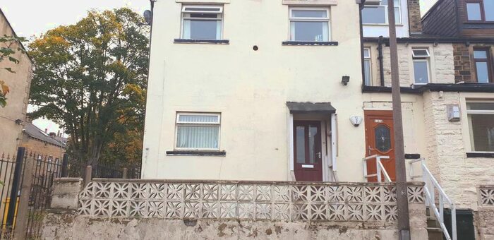 3 Bedroom Flat To Rent In Flat 1, 58 Victoria Road, Keighley, West Yorkshire BD21