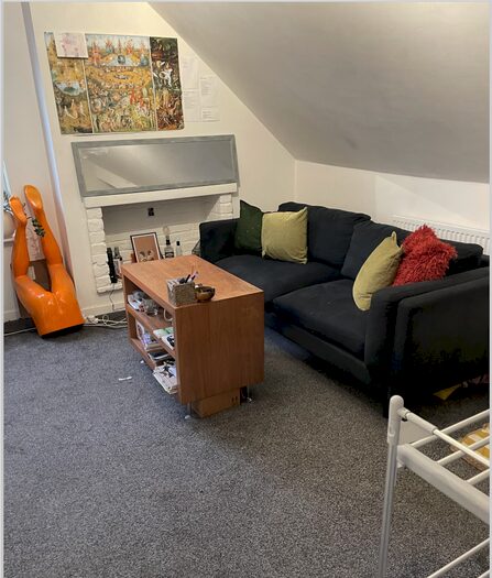 Flat To Rent In Egerton, Manchester, M14