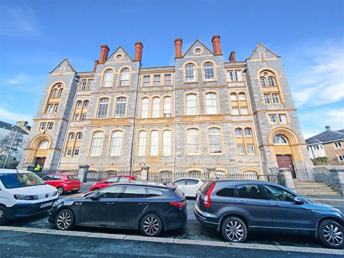 2 Bedroom Flat For Sale In Regent Street, Plymouth, PL4