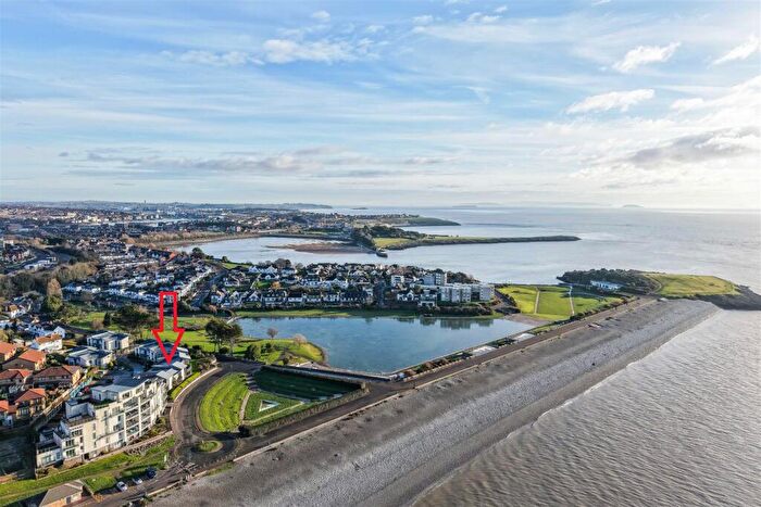 3 Bedroom Apartment For Sale In Y Cerigos, The Knap, Barry, CF63