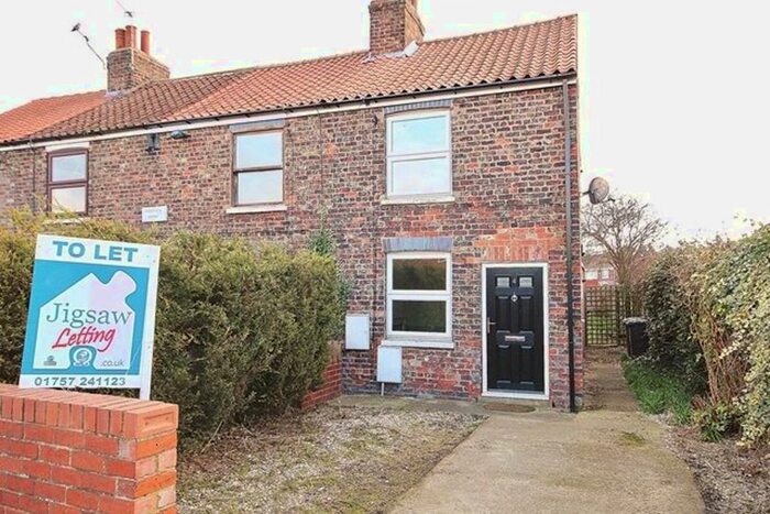 2 Bedroom Terraced House To Rent In West View Mount, Barlby, Selby, YO8