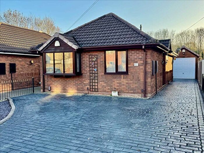 2 Bedroom Bungalow For Sale In Waddensbrook Lane, Wednesfield, WV11