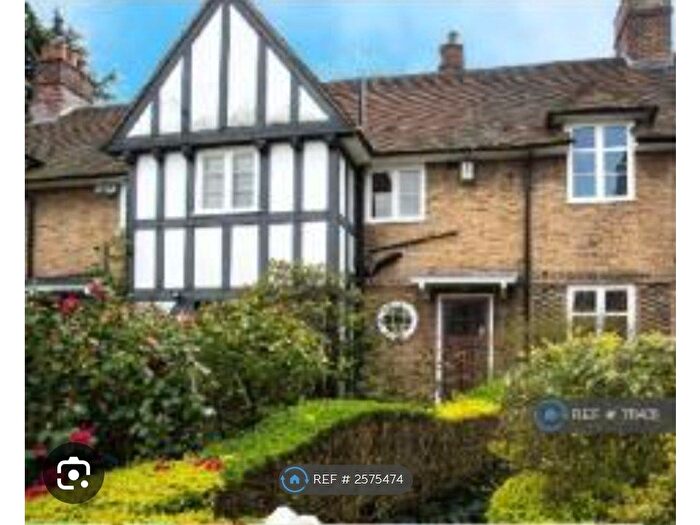 3 Bedroom Terraced House To Rent In Coleridge Walk, London, NW11