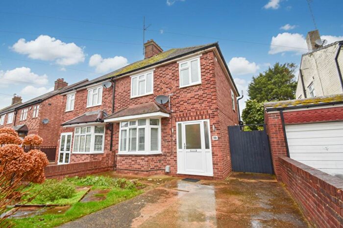 3 Bedroom Semi Detached House For Sale In Highfield Road, Kempston, MK42