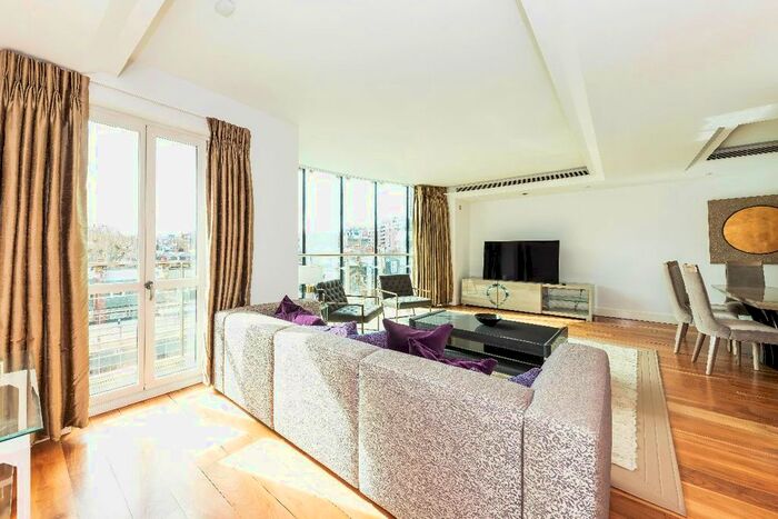 2 Bedroom Flat To Rent In Lancelot Place, London, SW7