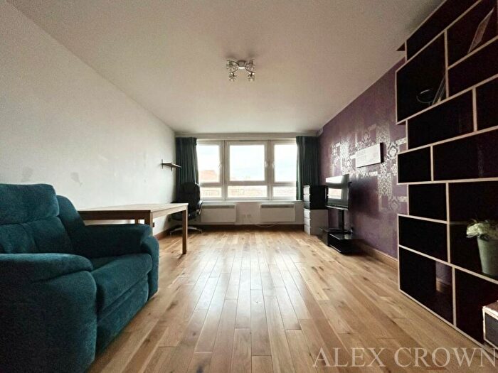 1 Bedroom Flat To Rent In Brassett Point, Abbey Road, Stratford, E15