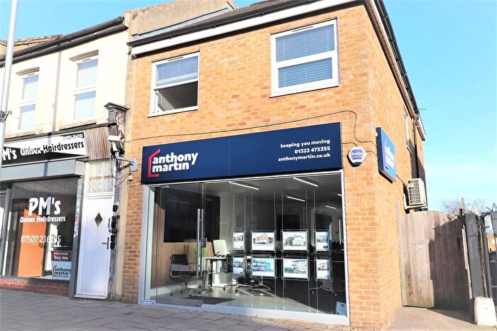 1 Bedroom Flat To Rent In High Street, Swanscombe, Kent, DA10