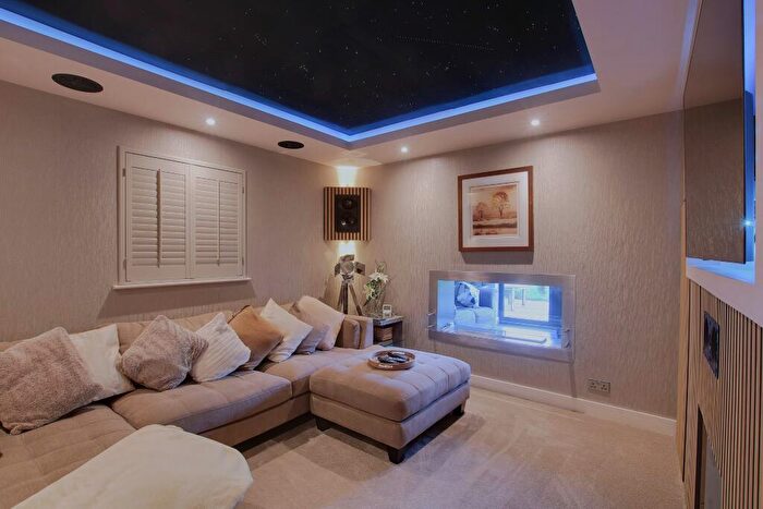 5 Bedroom Detached House For Sale In Nursling, Southampton, SO16