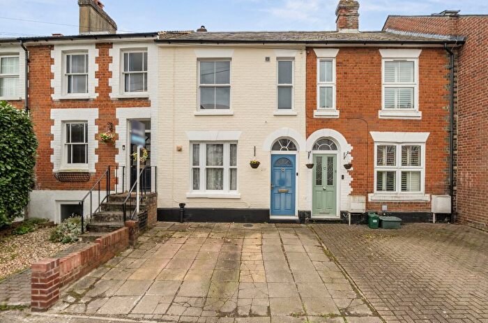 3 Bedroom Terraced House For Sale In Southern Road, Basingstoke, Hampshire, RG21