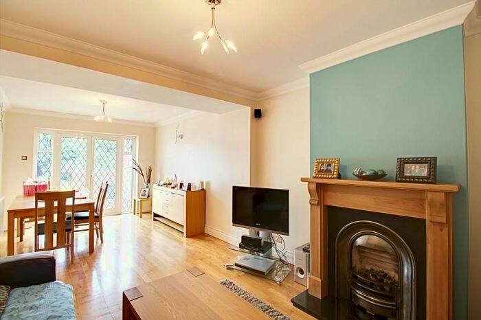 3 Bedroom Semi-Detached House To Rent In Glamis Crescent, Hayes, Middlesex, UB3
