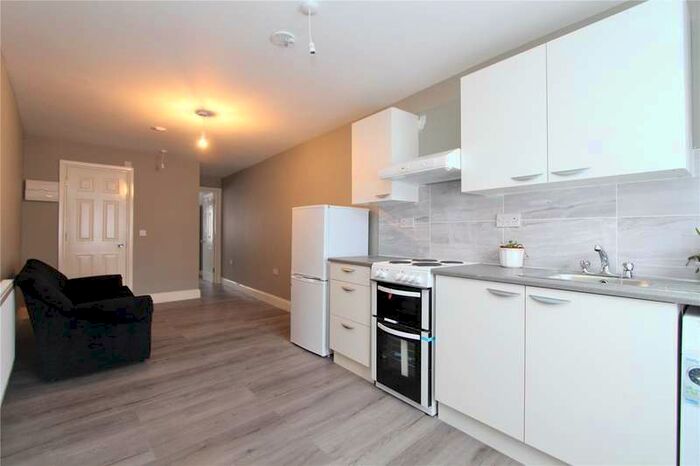 1 Bedroom Apartment To Rent In Whitchurch Avenue, Edgware, Greater London, HA8
