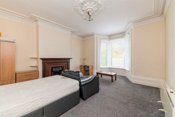 Studio To Rent In St George's Terrace, Jesmond, Newcastle Upon Tyne, NE2