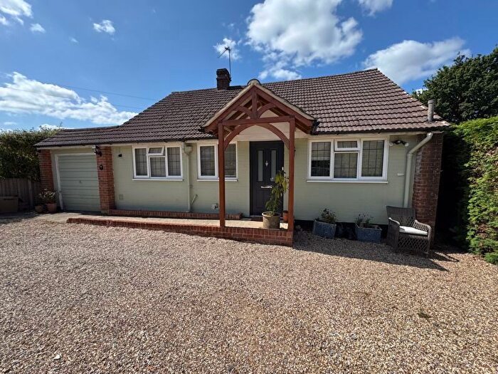 3 Bedroom Property To Rent In Merle Way, Haslemere, GU27